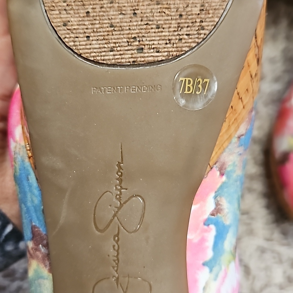 Jessica Simpson Floral Platform Heels - Picture 11 of 12